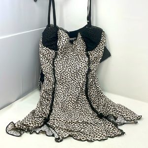 Cinema Seductivewear Leopard Print 2-Piece Gown Thong Lingerie Size Small New